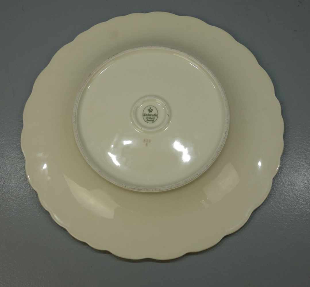 HUTSCHENREUTHER SCHALE, bowl, Porzellanschale mit unterglasurgrüner Manufakturmarke "Hutschenreuther - Image 3 of 4