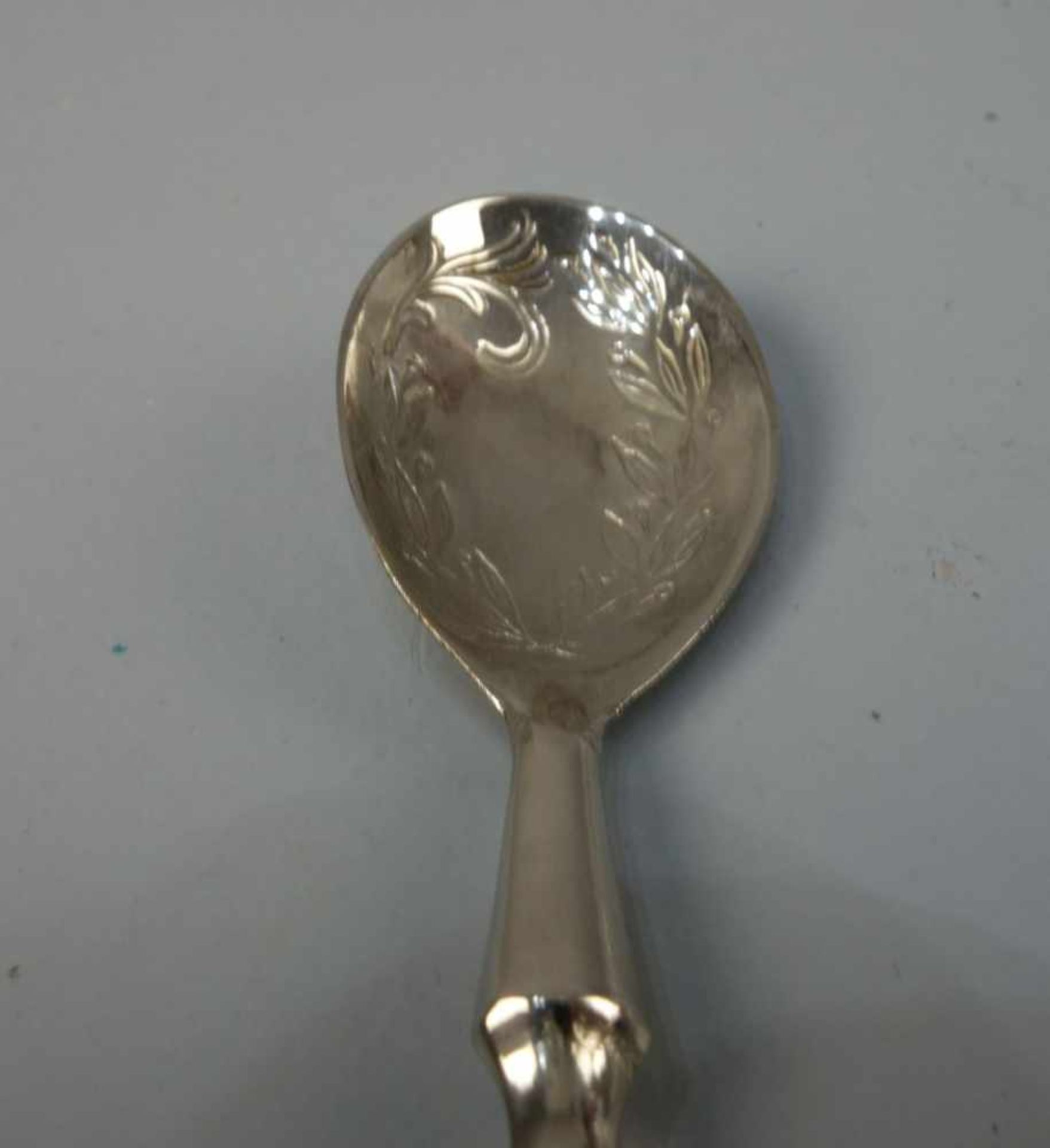 9 KAFFEE -, TEE - ODER DESSERT - LÖFFEL / 9 silver spoons, gefüllte Griffe aus 800er Silber, - Image 3 of 3