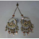 BERBER-SCHMUCK: FIBELKETTE / oriental jewellery, Tiguit / Marokko. Glas, Silber und Koralle (