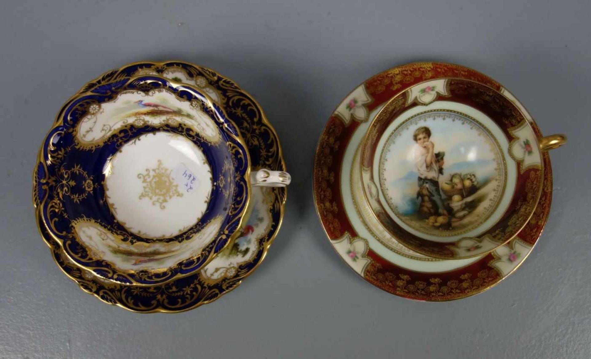 PAAR SAMMELTASSEN IN HISTORISIERENDER FORMENSPRACHE / two collector cups, 1. H. 20. Jh., - Image 2 of 3