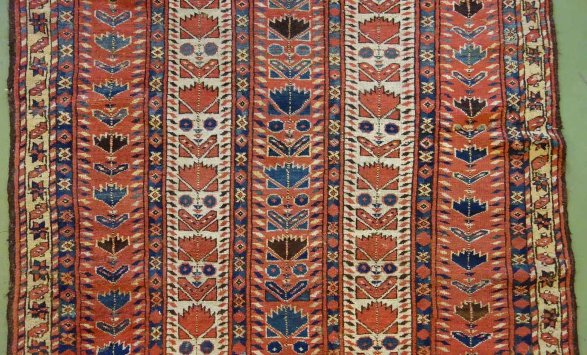 SCHMALER BESCHIR GEBETSTEPPICH / prayer rug, wohl 2. H. 19. Jh., Turkmenistan / Ersari-Beschir ( - Bild 22 aus 24