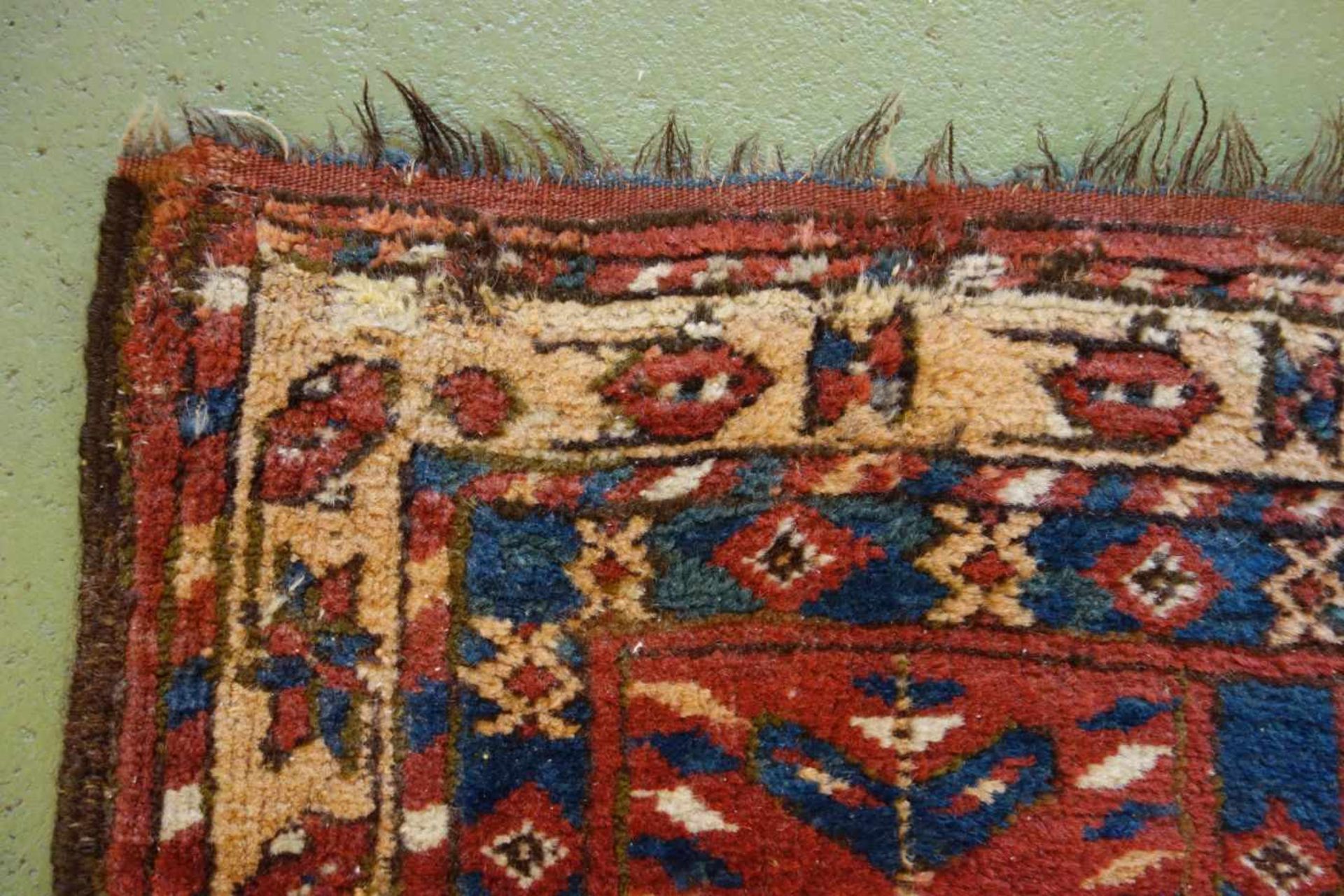 SCHMALER BESCHIR GEBETSTEPPICH / prayer rug, wohl 2. H. 19. Jh., Turkmenistan / Ersari-Beschir ( - Image 8 of 24