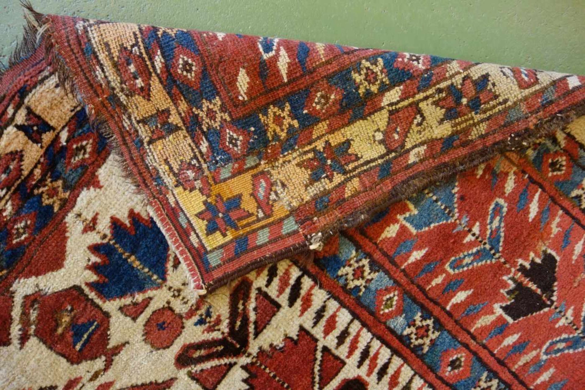 SCHMALER BESCHIR GEBETSTEPPICH / prayer rug, wohl 2. H. 19. Jh., Turkmenistan / Ersari-Beschir ( - Image 6 of 24