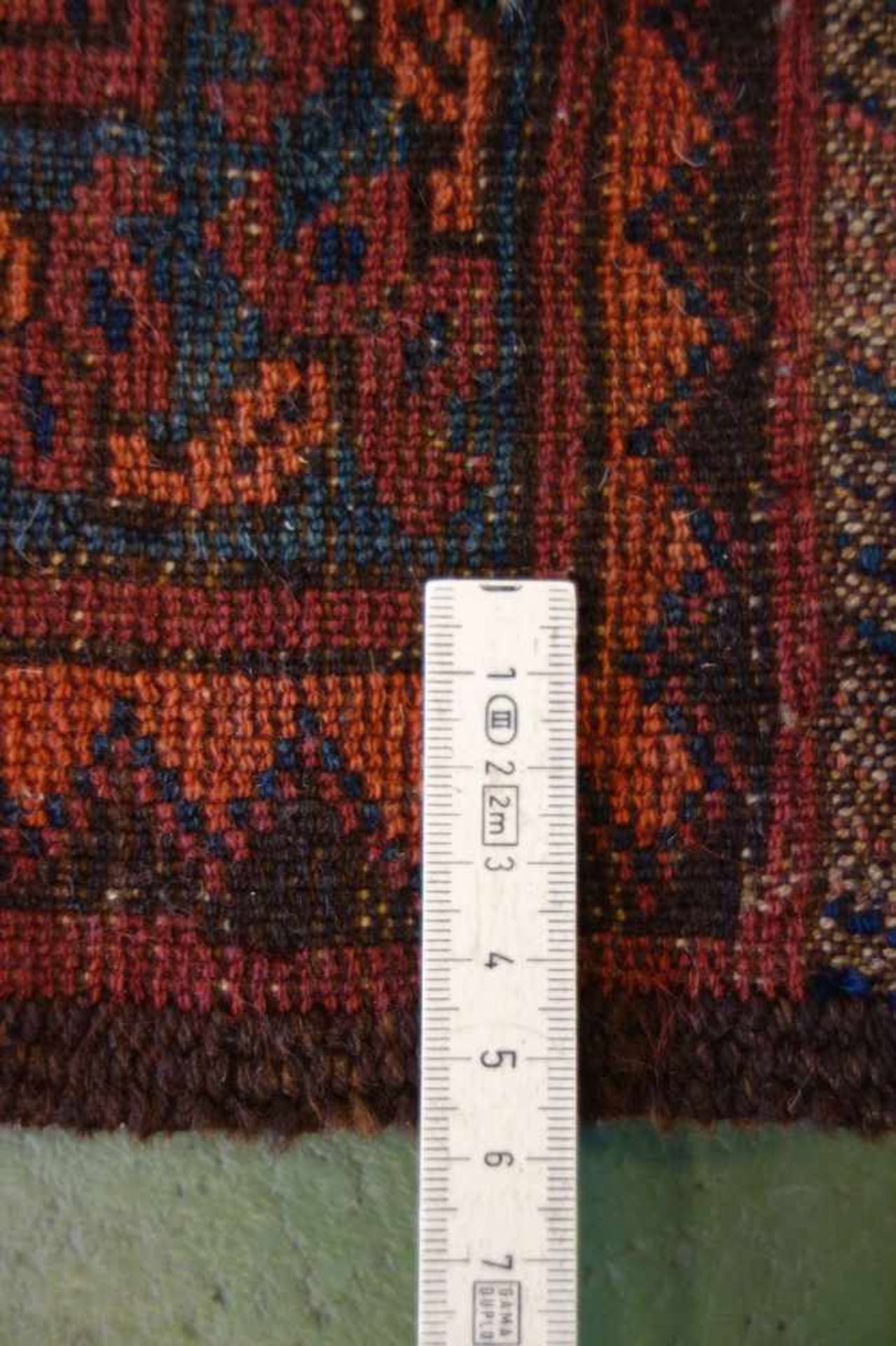 BESCHIR (ERSARI BESCHIR) / KLEINER TEPPICH / carpet / Zentralasien oder Südturkestan, wahrscheinlich - Image 3 of 15