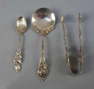 KONVOLUT VORLEGEBESTECK - 3 TEILE / silver serving cutlery - small spoon, sugar tong, serving spoon.