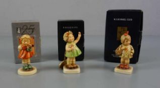 DREI HUMMELFIGUREN / porcelain figures: Goebel Hummel-Figuren, Marken nach 1991. "Herzlich