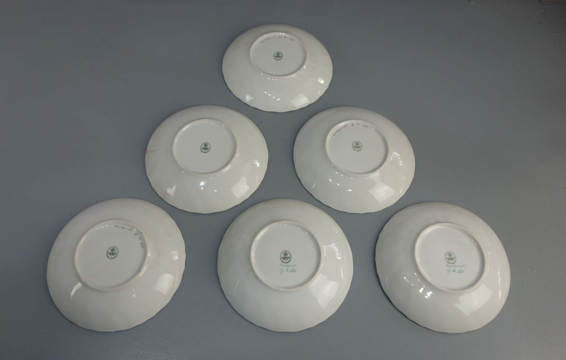 6 TELLER / TIEFE TELLER / plates, Porzellan, Manufaktur Schirnding, Marke 1974-1995. Rundstand, - Bild 2 aus 3