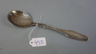 VORLEGELÖFFEL: SAHNELÖFFEL / silver cream spoon, Dänemark, 1959, 17,9 Gramm, 826er Silber. Gemarkt