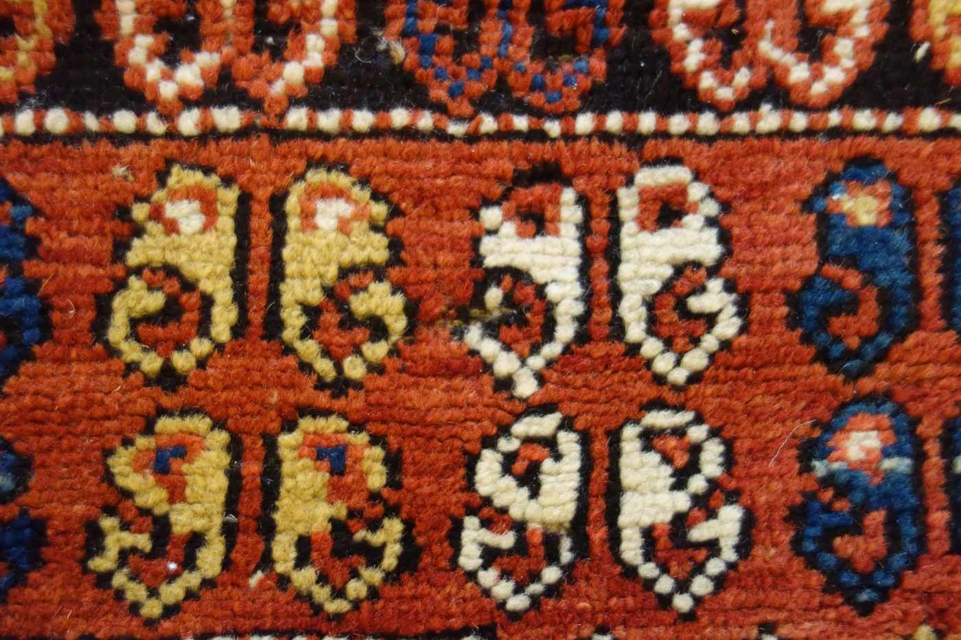 SCHIRWAN SAF / SCHIRWAN-TAKHTE / TACHTE-SCHIRWAN / FAMILIENGEBETSTEPPICH / praying rug, wohl 2. H. - Image 6 of 21