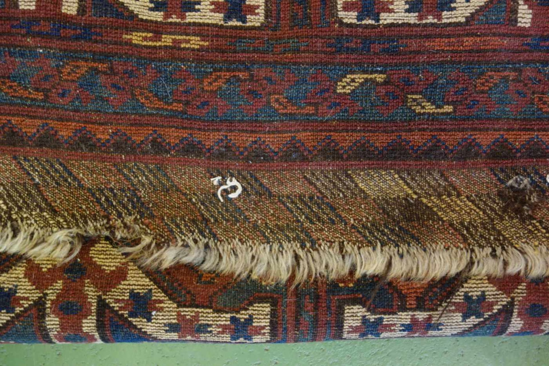BESCHIR (ERSARI BESCHIR) / KLEINER TEPPICH / carpet / Zentralasien oder Südturkestan, wahrscheinlich - Image 7 of 15