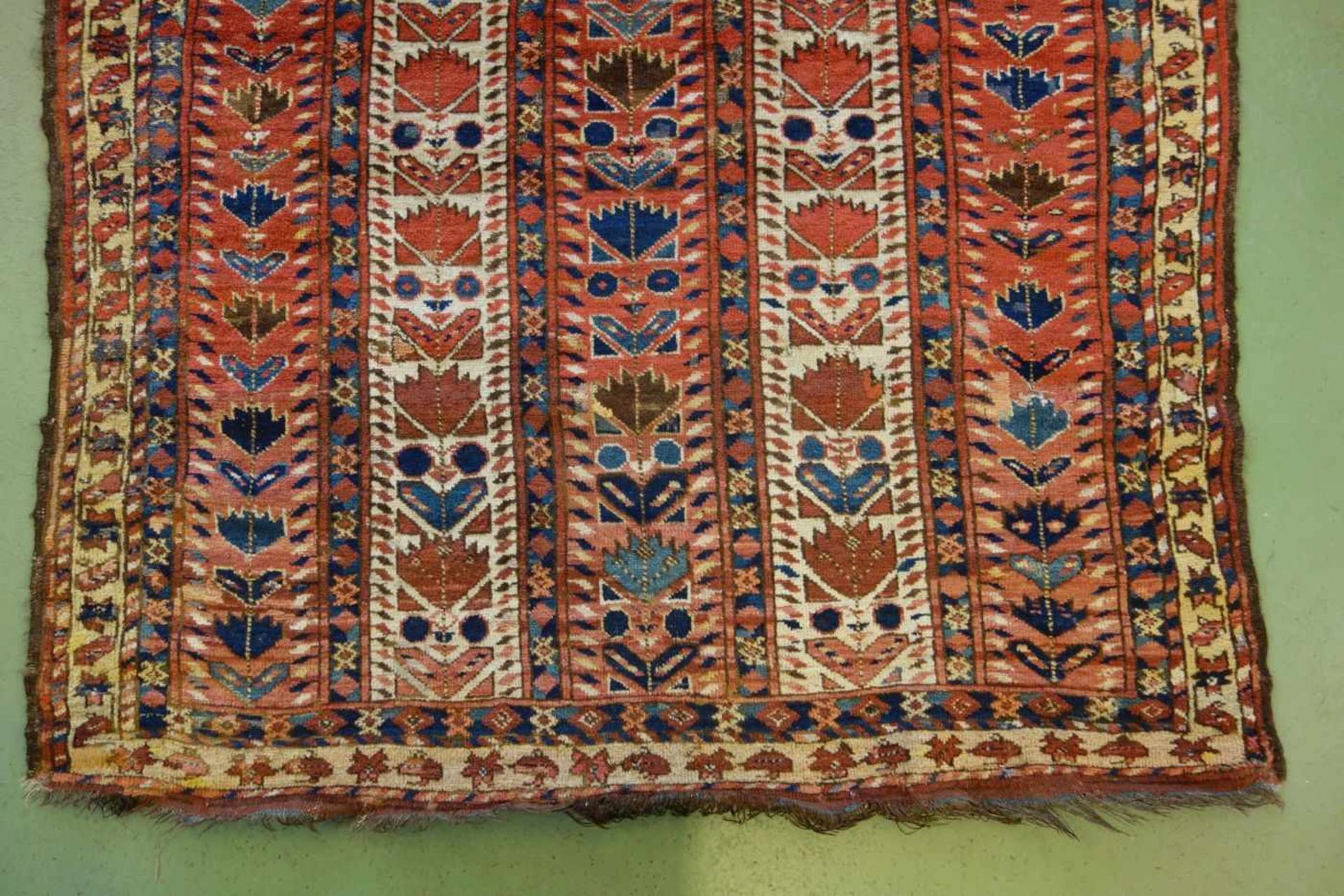 SCHMALER BESCHIR GEBETSTEPPICH / prayer rug, wohl 2. H. 19. Jh., Turkmenistan / Ersari-Beschir ( - Image 2 of 24