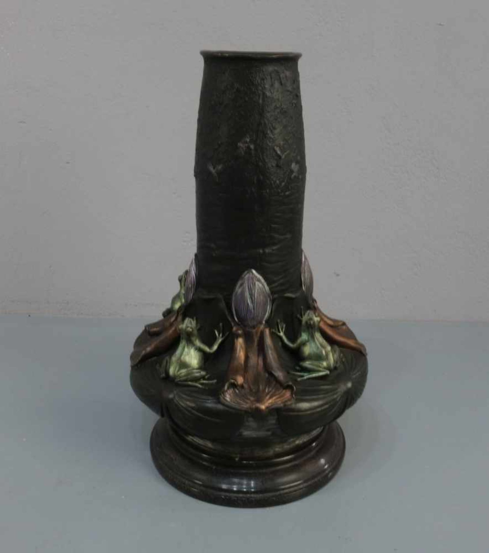 DUNAND, JEAN (1877-1942): Vase mit Froschmotiven / bronce vase mit frog motifs, Bronze auf - Bild 3 aus 6