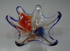 zurÃ¼ckgezogen / withdrawn---MURANO GLASSCHALE / glass bowl, Klarglas, rot und blau unterfangen,
