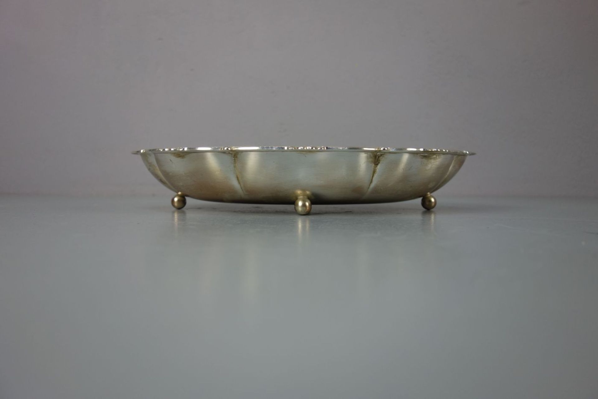 VERSILBERTE SCHALE / plated bowl, WMF - Württembergische Metallwarenfabrik Geislingen. - Bild 3 aus 3