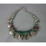BERBER-SCHMUCK: KETTE MIT GLÜCKSSYMBOLEN / oriental necklace, Taliouline / Marokko. Silber,