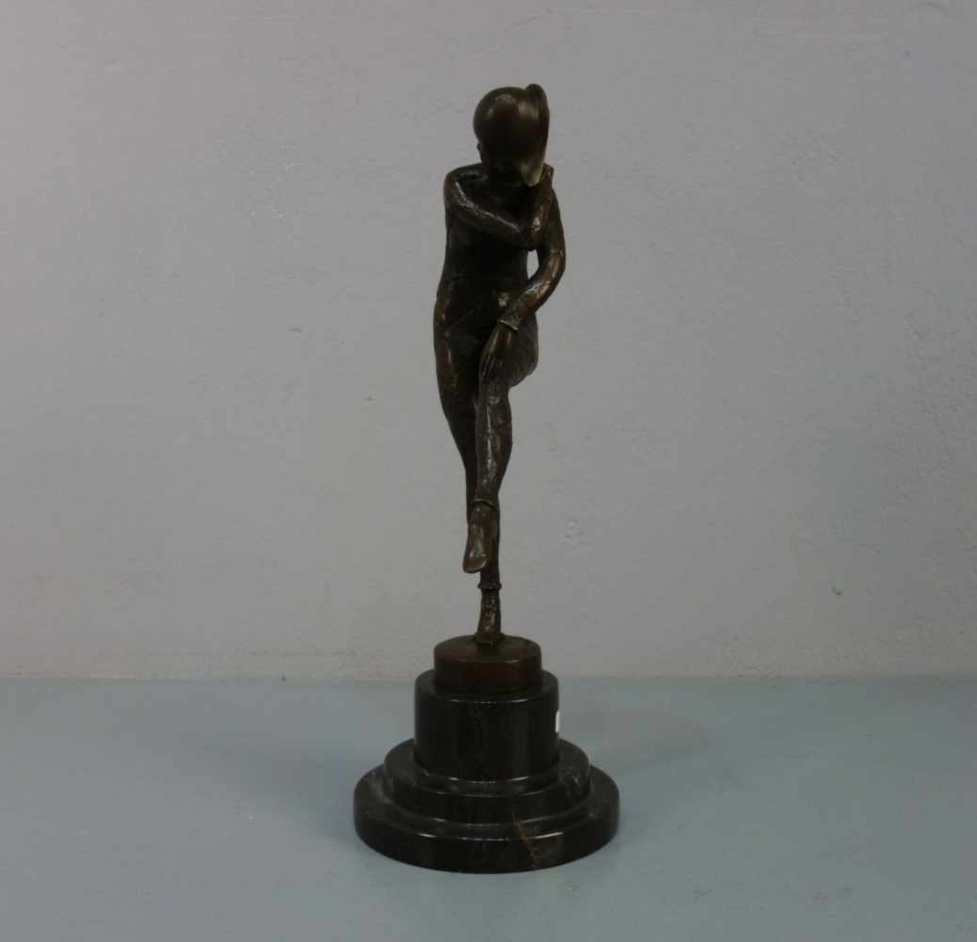 nach CHIPARUS, DÉMETRE HARALAMB (1886-1947), Skulptur / sculpture: "Weiblicher Harlekin", 20. Jh., - Image 2 of 4