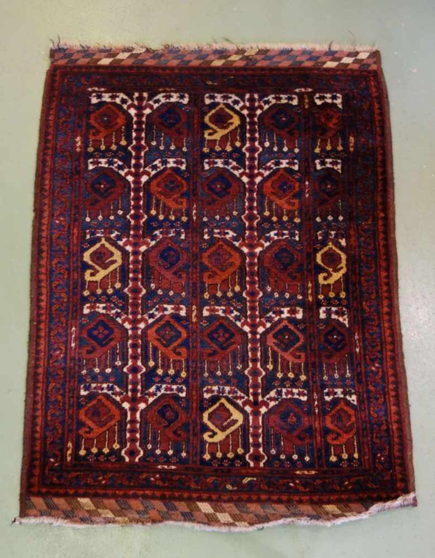 BESCHIR (ERSARI BESCHIR) / KLEINER TEPPICH / carpet / Zentralasien oder Südturkestan, wahrscheinlich