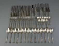 SILBERNES FRÜHSTÜCKSBESTECK - 67 TEILE / silver breakfest cutlery, wohl 1930er, deutsch, 800er