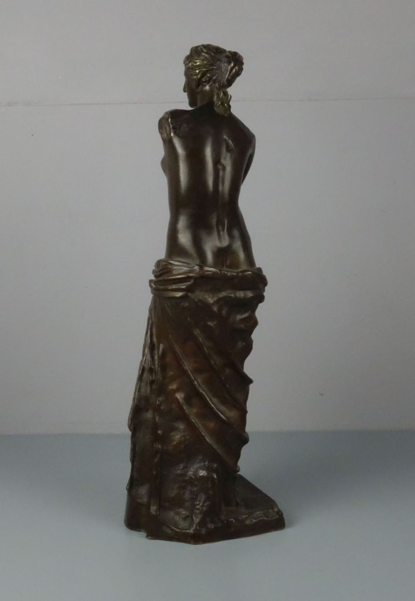 BRONZE - SKULPTUR / sculpture: "Venus von Milo (Aphrodite von Melos)", Bronzeguss, um 1900, nach der - Image 3 of 5