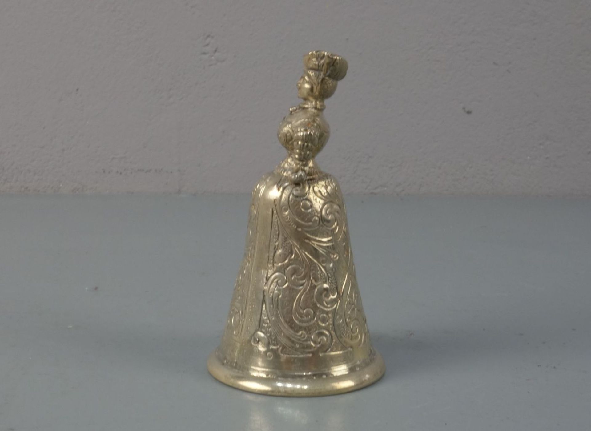 TISCHGLOCKE, England, London 1897, Silber (106,5 g). Viktorianische Tischglocke in Form einer - Bild 4 aus 5