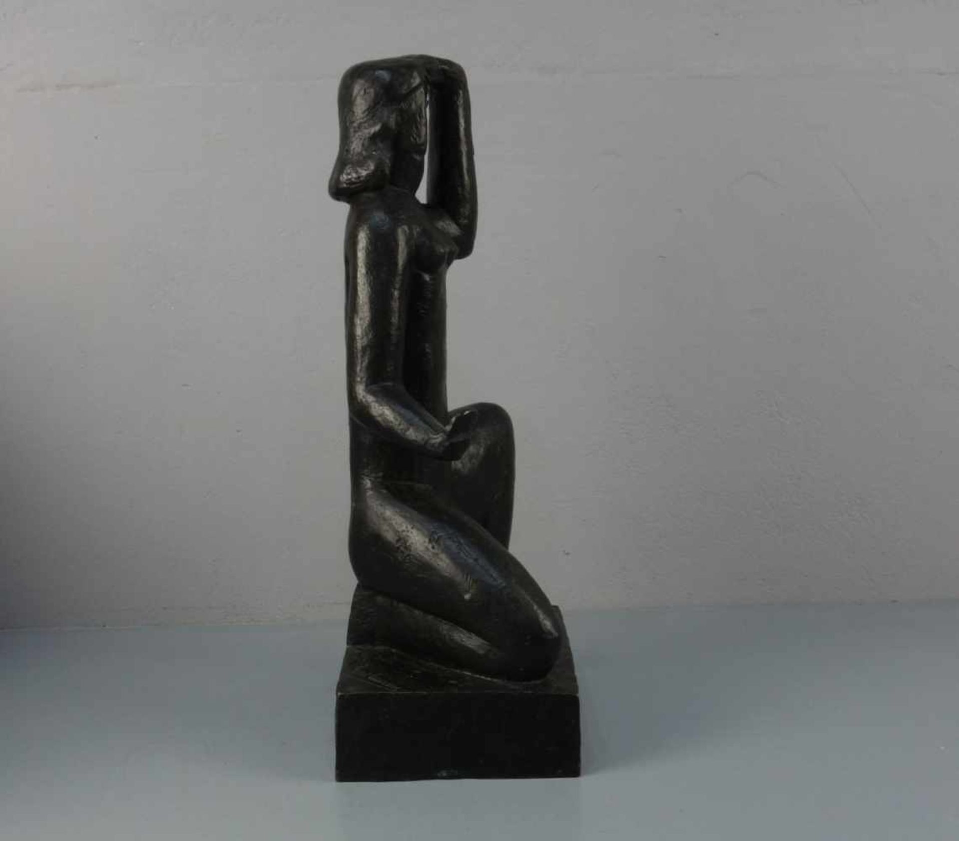 LAURENS, HENRI (Paris 1885-1954 ebd.), Skulptur / sculpture: "Petite Femme au miroir" ( - Bild 2 aus 5