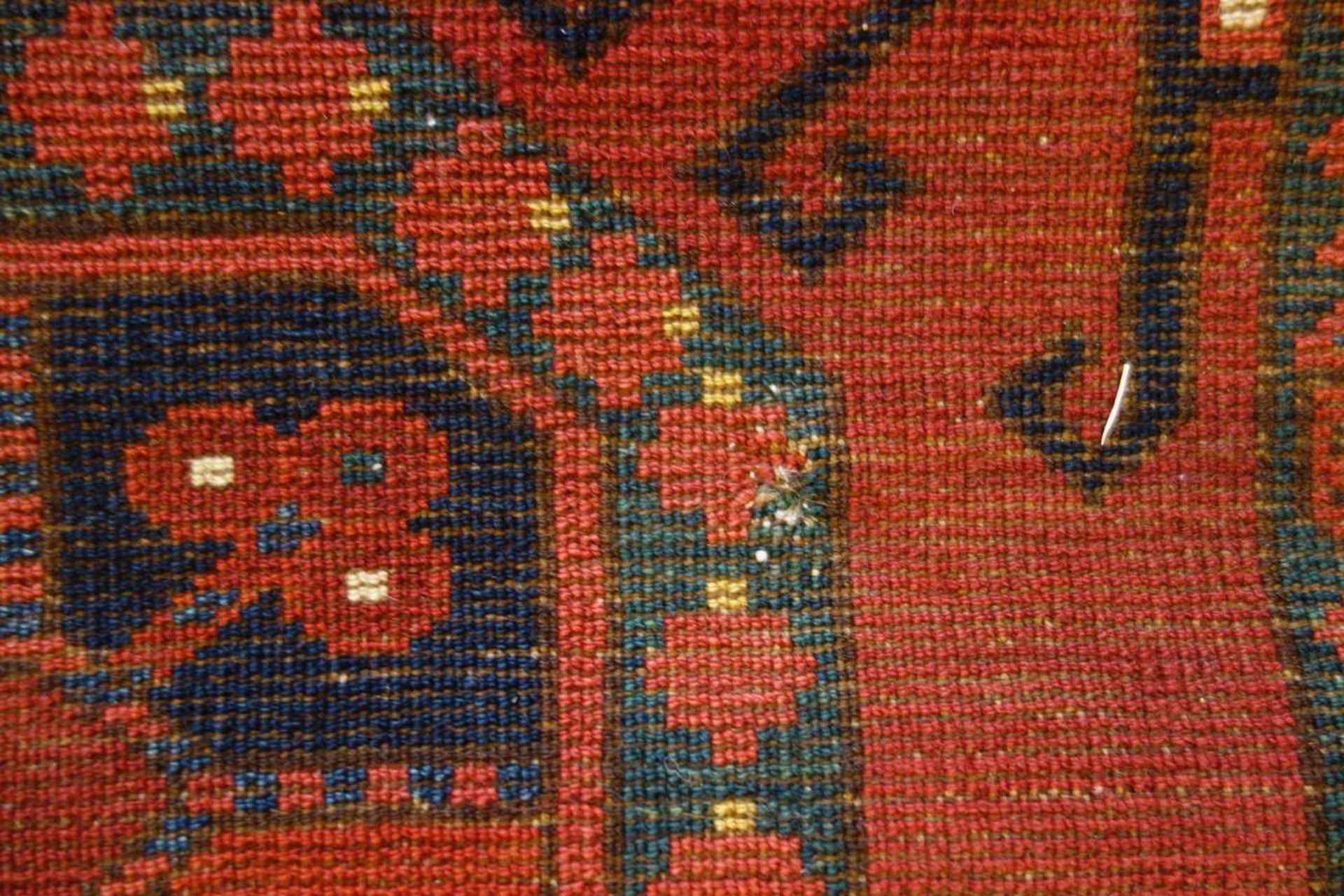 KLEINER TEPPICH / ERSARI / carpet, wohl Turkmenien / Turkestan, wohl Ende 19. Jh. / Anfang 20. - Bild 4 aus 14