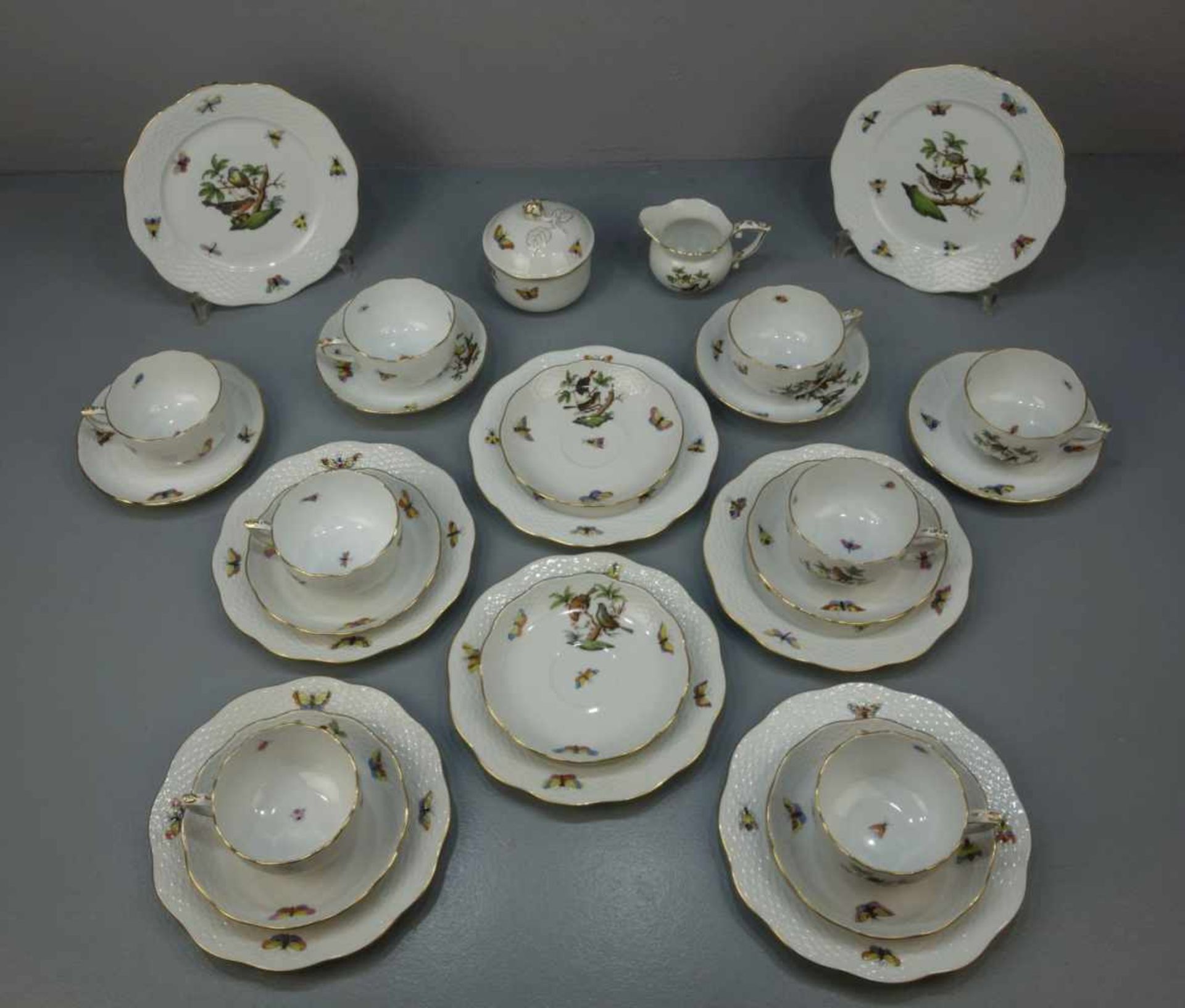 KAFFEE - ODER TEE - SERVICE "ROTHSCHILD" für 8 Personen / coffee - or tea set, Porzellan, Manufaktur - Bild 2 aus 5