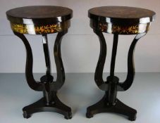 PAAR TISCHE / BEISTELLTISCHE IM STIL DES EMPIRE / pair of tables, Mahagoni, furniert und mit