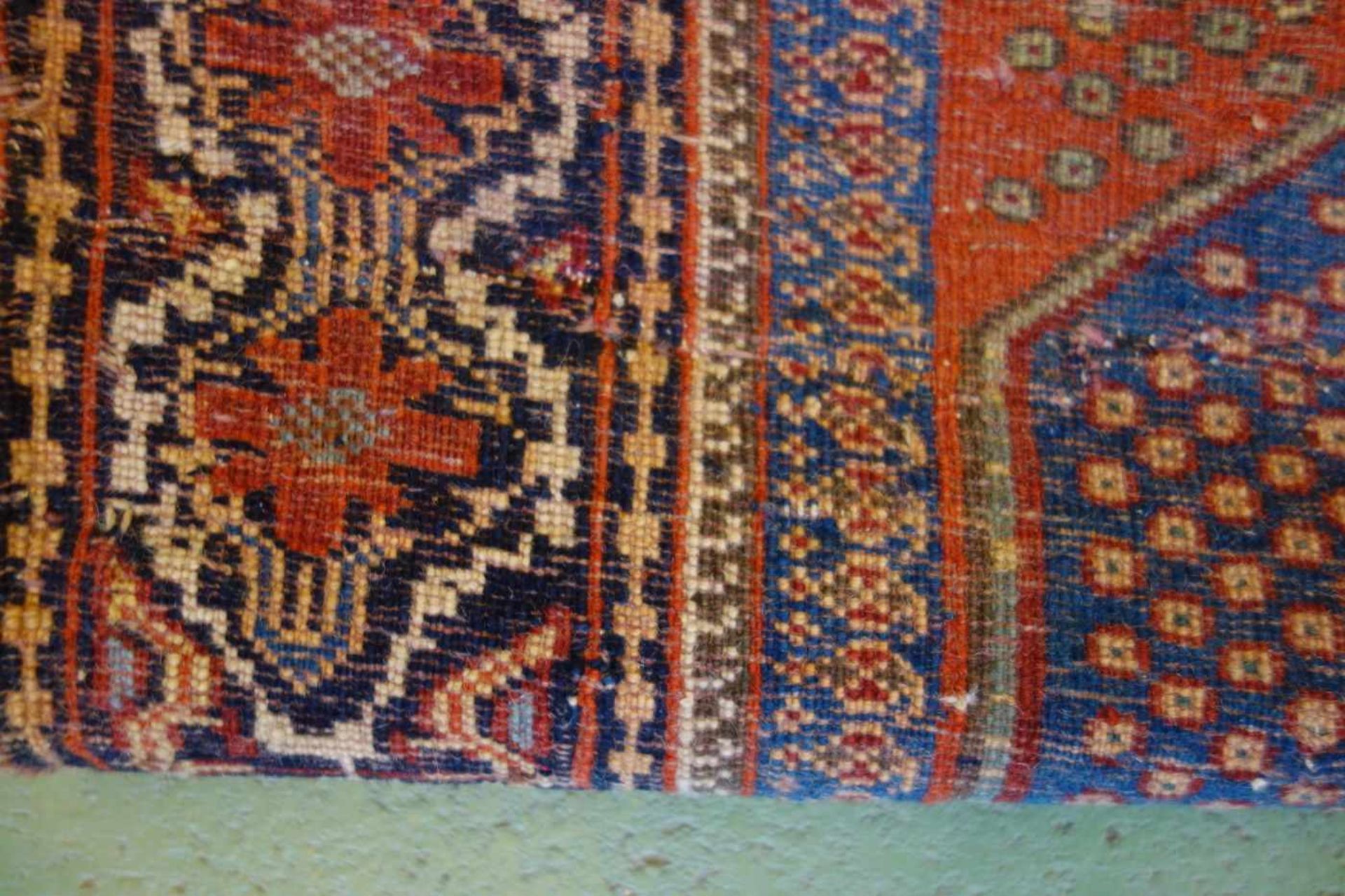 ERSARI BESCHIR SCHMUCKBEHANG / WANDBEHANG / NOMADEN-TEPPICH, Turkmenien, wohl 2. H. 19. Jh. / um - Bild 11 aus 13