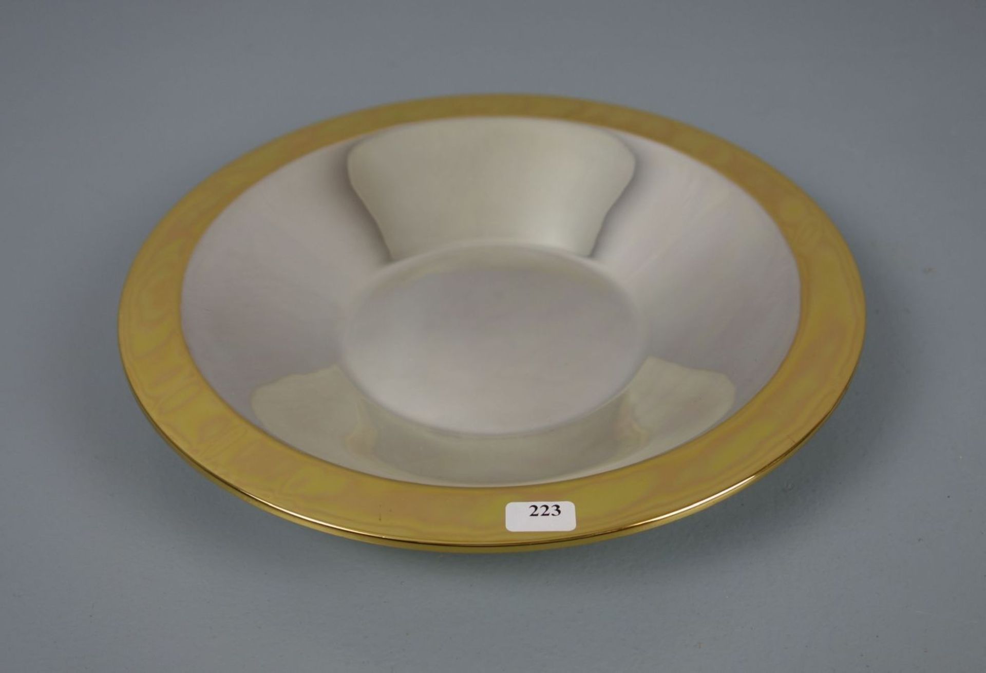 SCHALE / silver bowl, 835er Silber (345 g), Fa. Wilkens. Unter dem Stand mit Prägemarke "Wilkens"
