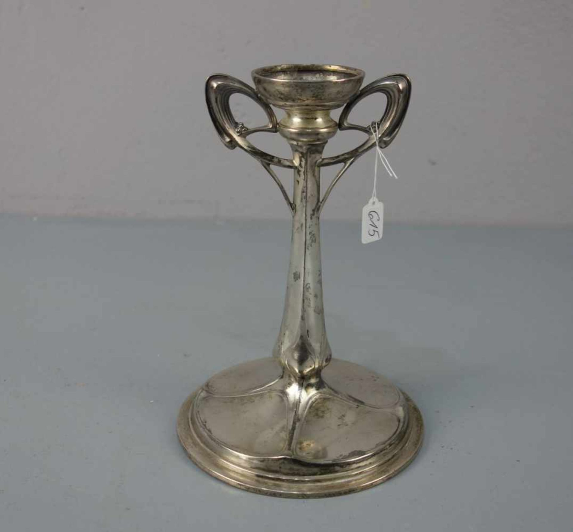 JUGENDSTIL - LEUCHTER / TISCHLEUCHTER / art nouveau candle stand, versilbertes Metall, um 1900.