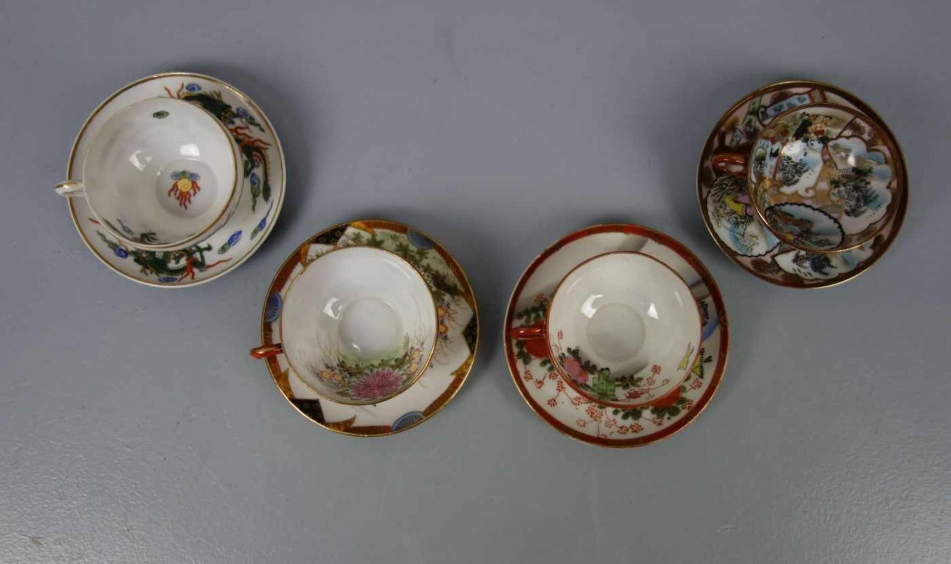 VIER JAPANISCHE SAMMELTASSEN / MOKKATASSEN / four japanese cups, Porzellan, Japan, 1. H. 20. Jh., - Bild 2 aus 3