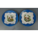 PAAR TELLER MIT PAPAGEIENMOTIV / ZIERTELLER / two porcelain plates with parrots, Porzellan, wohl