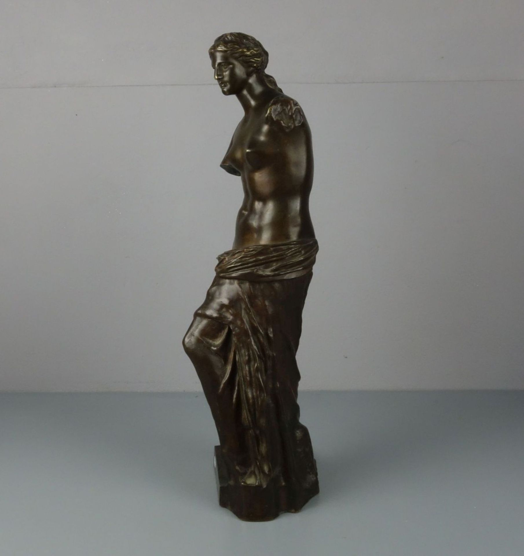 BRONZE - SKULPTUR / sculpture: "Venus von Milo (Aphrodite von Melos)", Bronzeguss, um 1900, nach der - Bild 2 aus 5