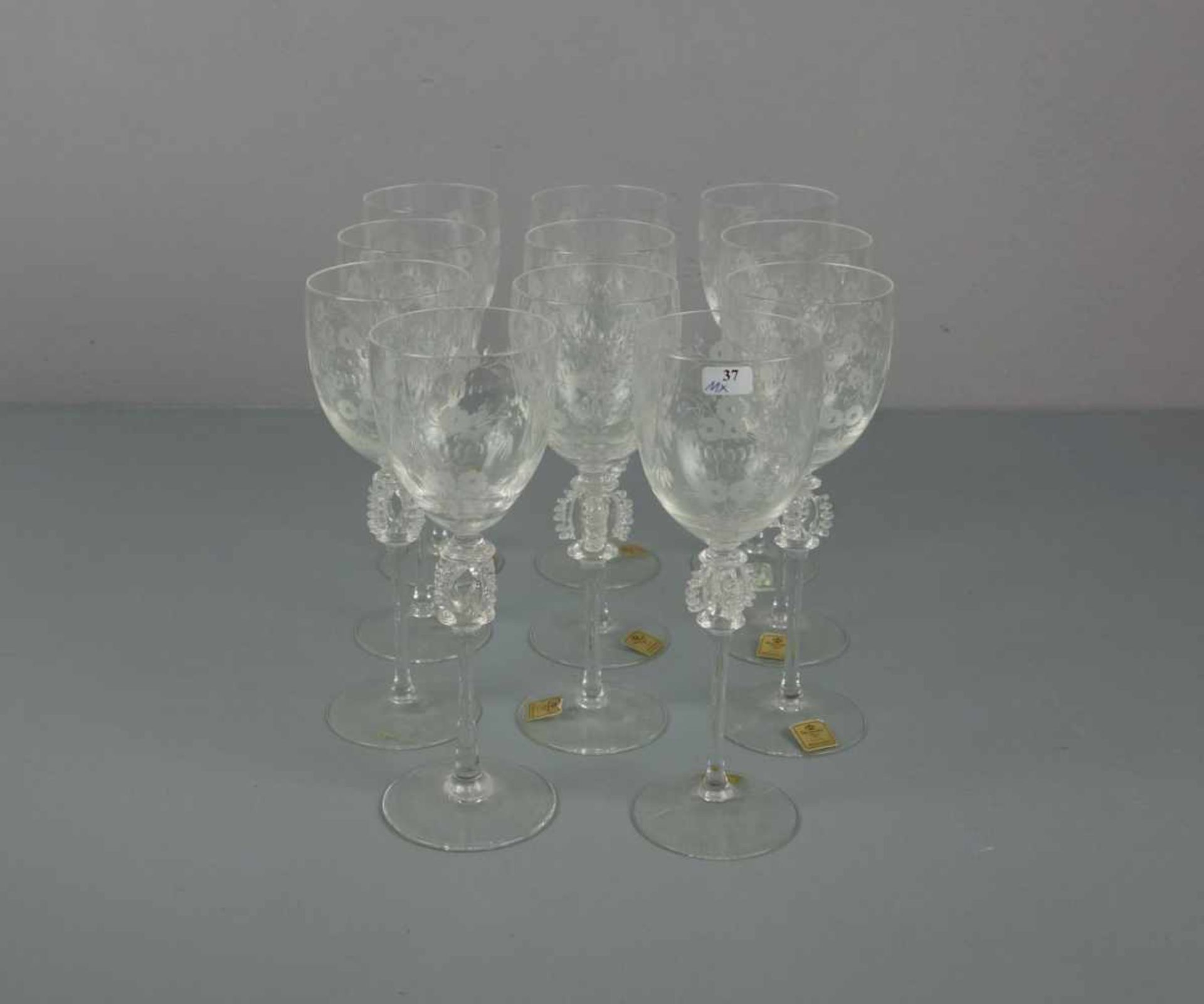 11 GLÄSER / WEINGLÄSER / 11 wine glasses, Manufaktur Theresienthal, Zwiesel, auf dem Stand gemarkt