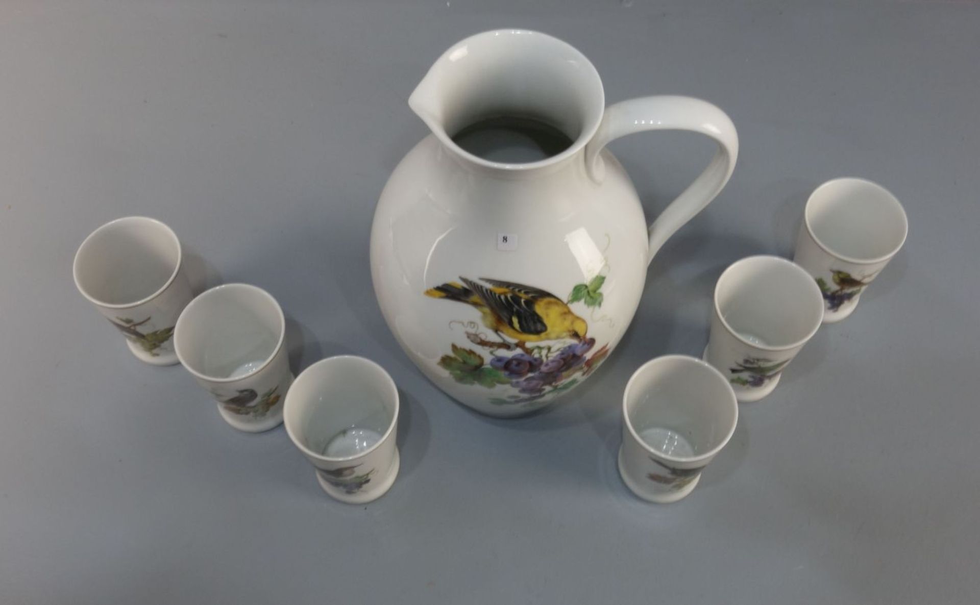 MEISSEN - KANNE UND 6 BECHER MIT VOGEL - UND TRAUBENMOTIVEN / jug and six pots, Porzellan, - Bild 2 aus 5