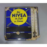 EMAILLESCHILD / BLECHSCHILD / WERBESCHILD "Nivea" / advertising sheet. Schwimmbadschild: Auf