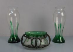 JUGENDSTIL VASENPAAR UND JARDINIÈRE / pair of art nouveau vases and jardiniere / centerpiece,