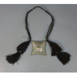 BERBER-SCHMUCK: KETTE der Tuareg, Marokko, oriental jewellery. Leder und Aluminium (155 g).