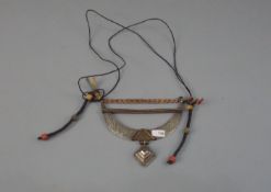 BERBER-SCHMUCK: KETTE / oriental necklace, Essaouria, Marokko, Leder, versilbertes Metall und Silber