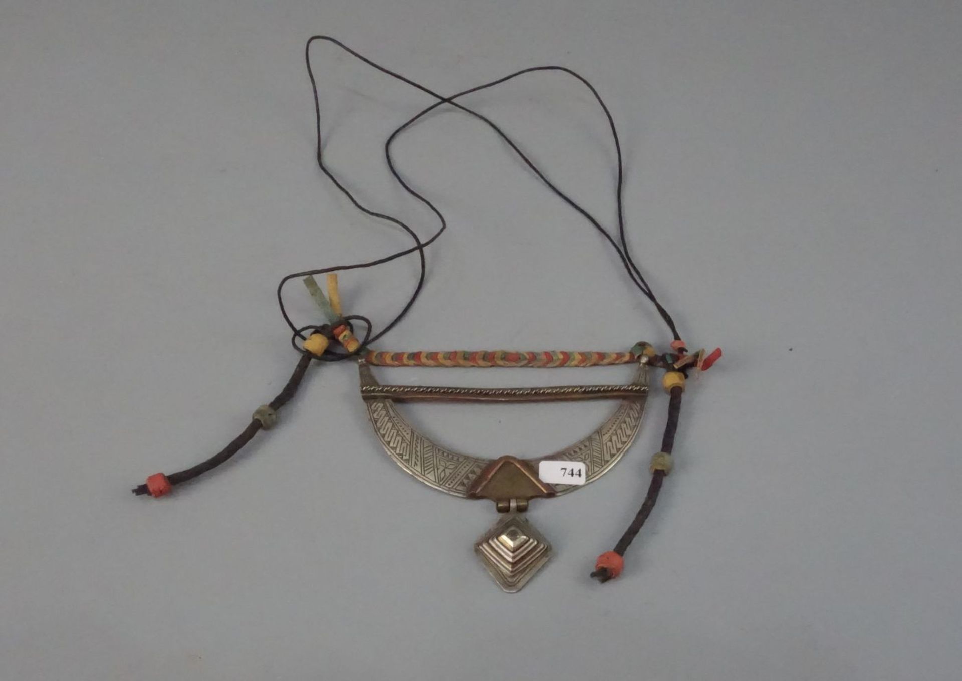 BERBER-SCHMUCK: KETTE / oriental necklace, Essaouria, Marokko, Leder, versilbertes Metall und Silber