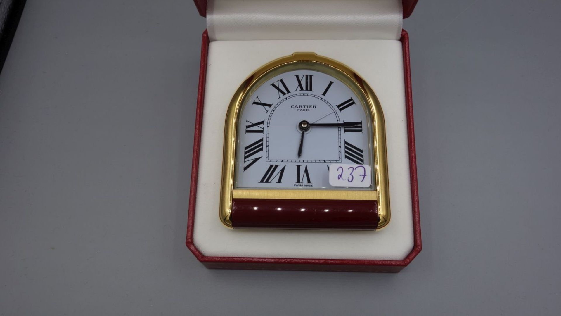 CARTIER-WECKER "ROMANE" / cartier alarm clock, Quartz-Uhr. Manufaktur "must de Cartier"/ Paris. - Bild 2 aus 6