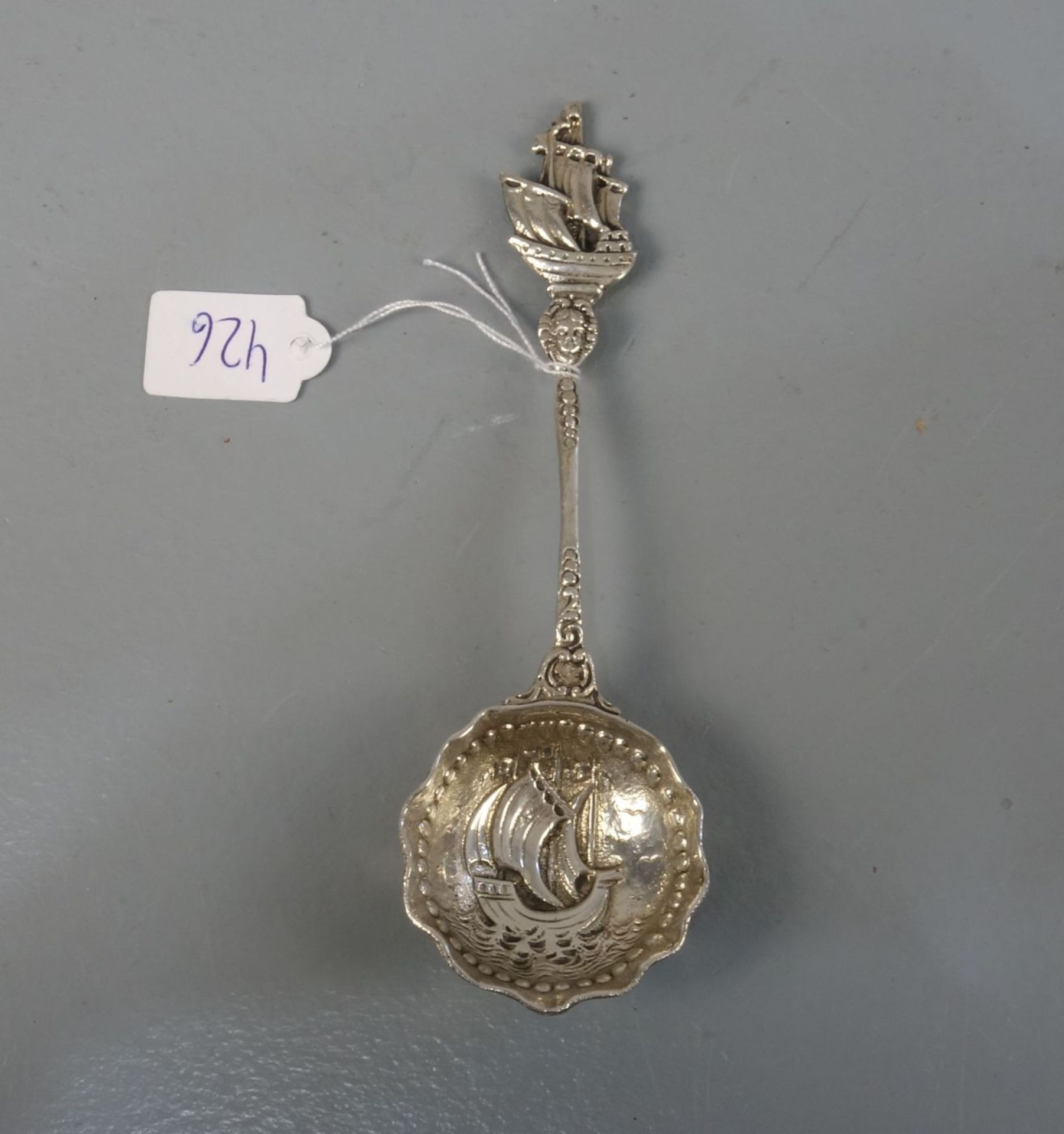 VORLEGEBESTECK: MARITIMER SAHNELÖFFEL / MESSLÖFFEL FÜR TEE / silver cream spoon or caddy spoon, 1.