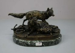 MÊNE, PIERRE-JULES (Paris 1810-1879 ebd.): Skulptur / sculpture: "Füchse", Bronze, dunkelbraun
