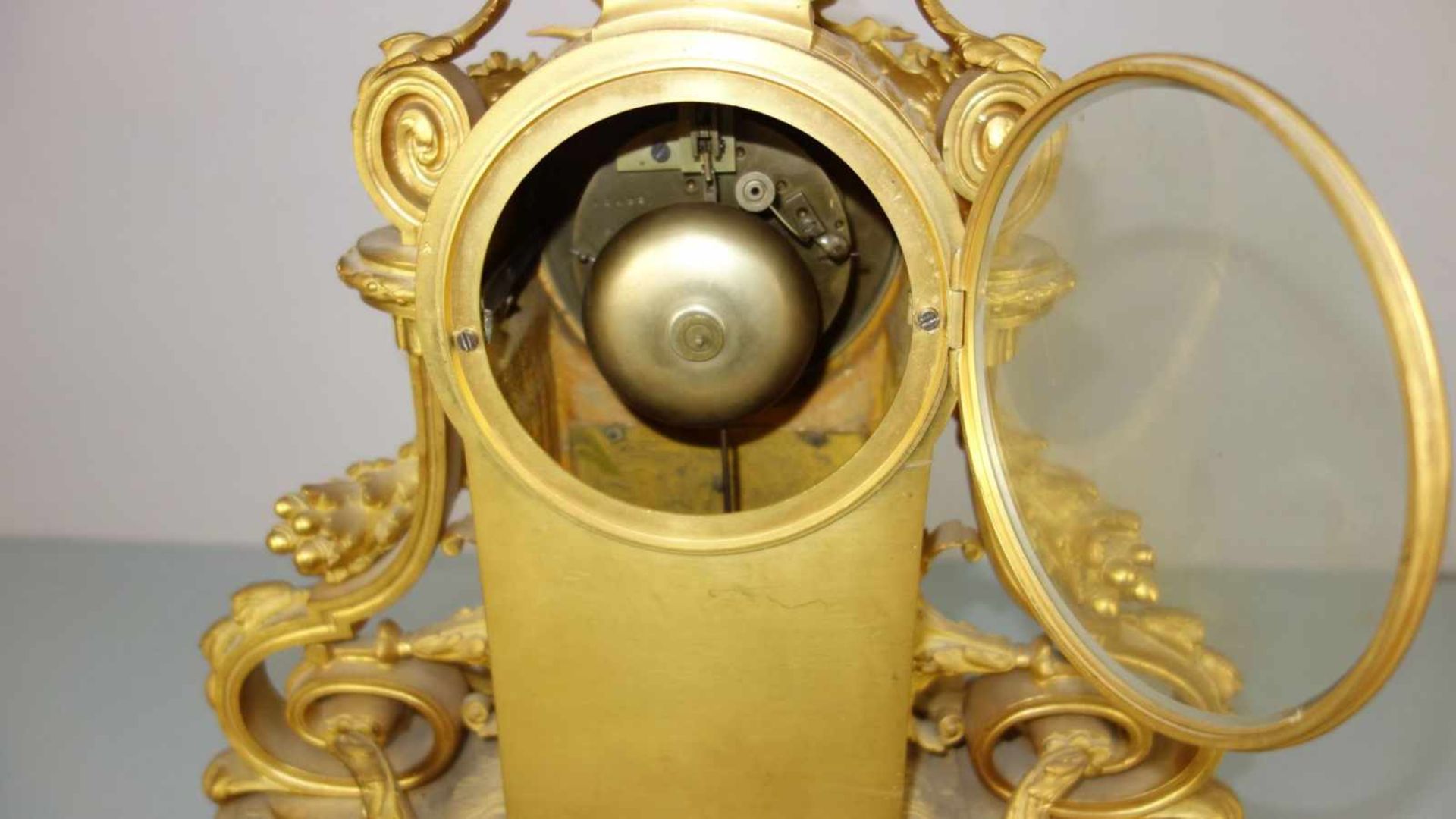 PENDULE / KAMINUHR / KOMMODENUHR / fire place clock, "G. J. Lévy / Paris", um 1850; - Bild 4 aus 6