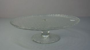 FUSSSCHALE / TORTENPLATTE / bowl on a stand, Glas, optisch geblasen. Flache, strukturierte Schale