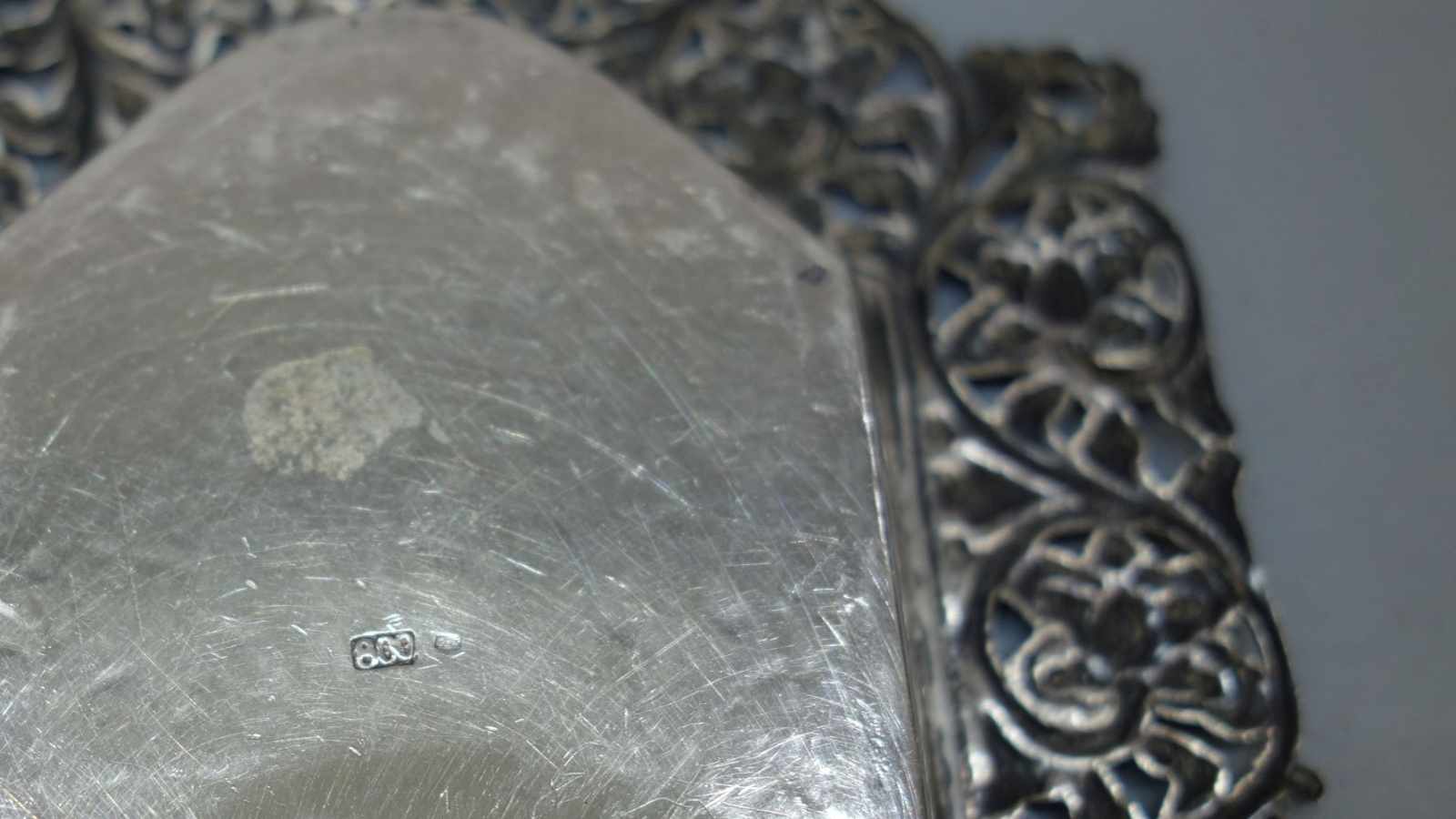 SILBERNE SCHALE / silver bowl, 800er Silber (70 g), gepunzt mit Feingehaltsangabe und - Image 3 of 3