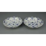 PAAR SCHALEN / two bowls, "MUSSELMALET VOLLSPITZE", Porzellan, Manufaktur Royal Copenhagen,