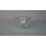SCHALE / ASCHER, Glas mit Silbermonturen aus 800er Silber. Sternförmig facettierter Stand,