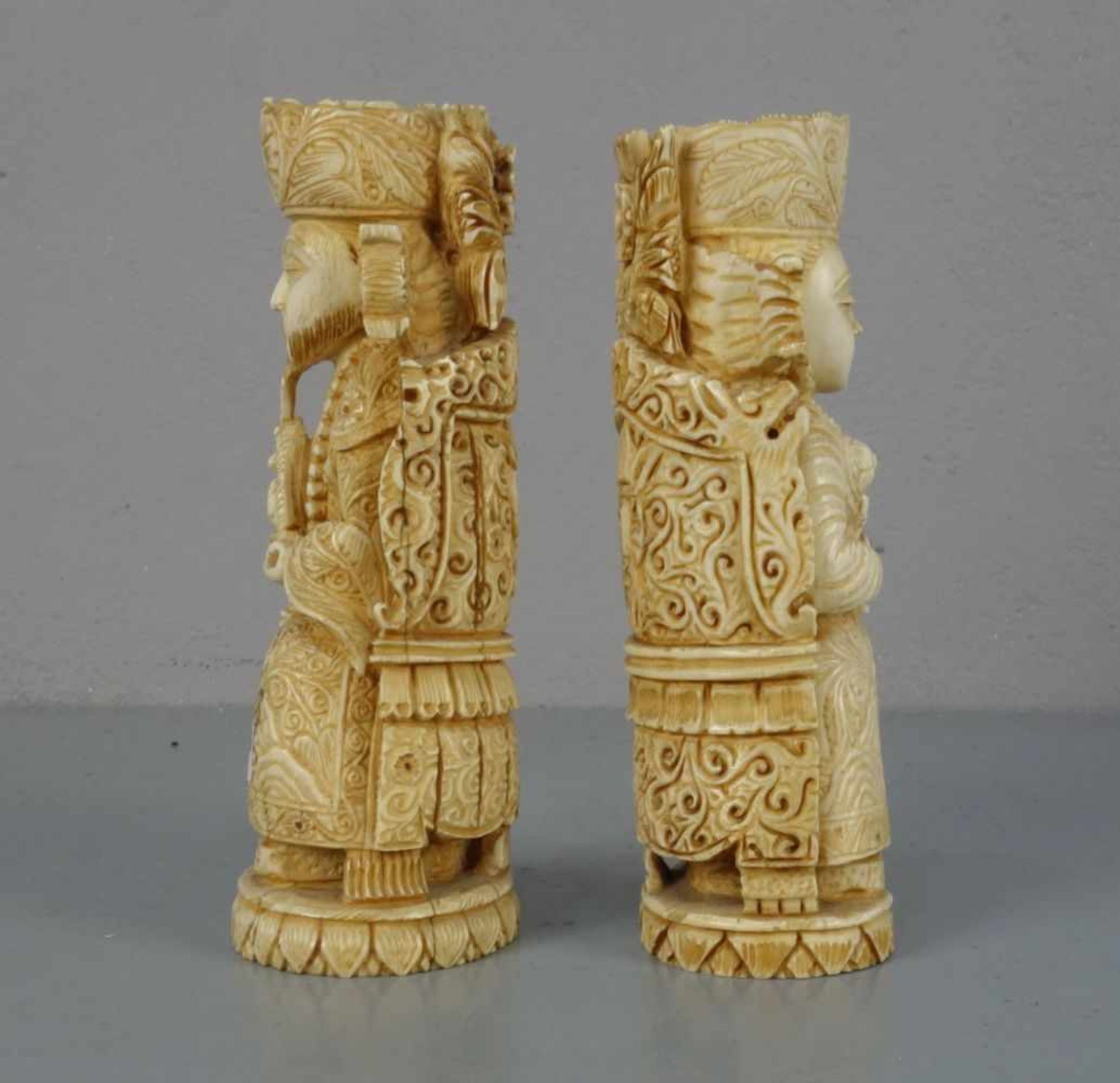 FIGURENPAAR: THRONENDES HERRSCHERPAAR / asian ruling couple , Bein oder Masse, Asien. - Bild 4 aus 5